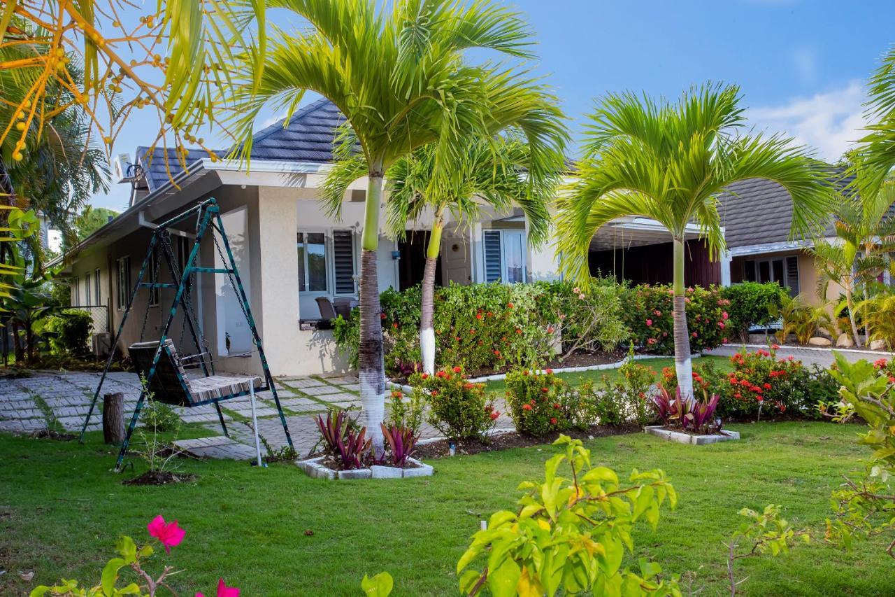 Nature'S Choice Home Richmond Palms, Jamaica Eksteriør bilde
